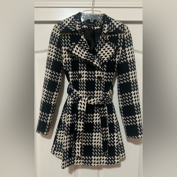 NWOT Women’s Via Spiga Black Cream Double Breasted Belted Wool Blend Coat Size 2 - Picture 1 of 9